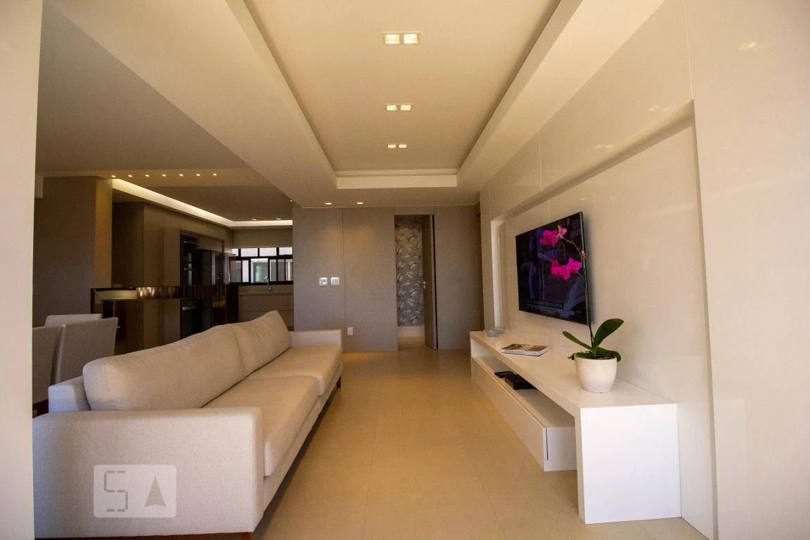 Apartamento de 4 quartos com janelas do piso ao teto, Centro — photo 21