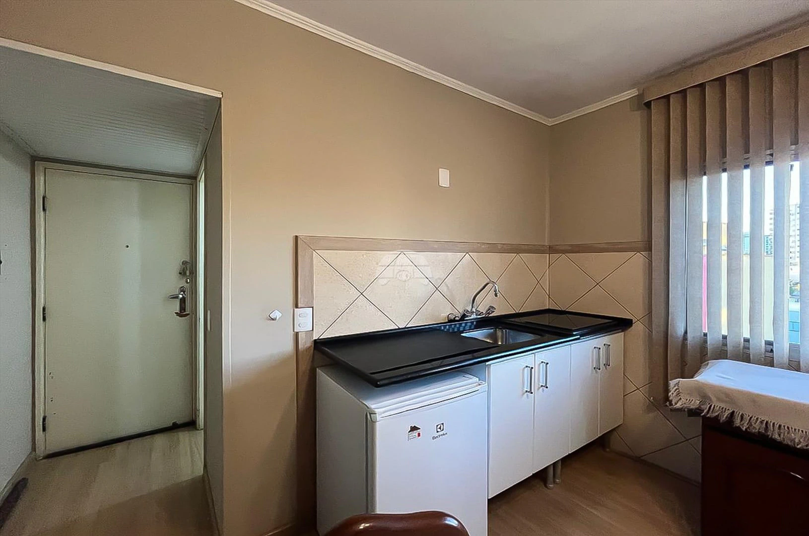 Furnished 1-bedroom apartment with 25 m² and no parking — photo 2