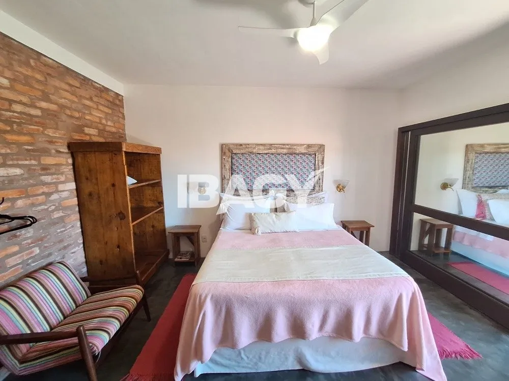 Furnished 4 en-suite bedroom house with balcony grill — photo 9