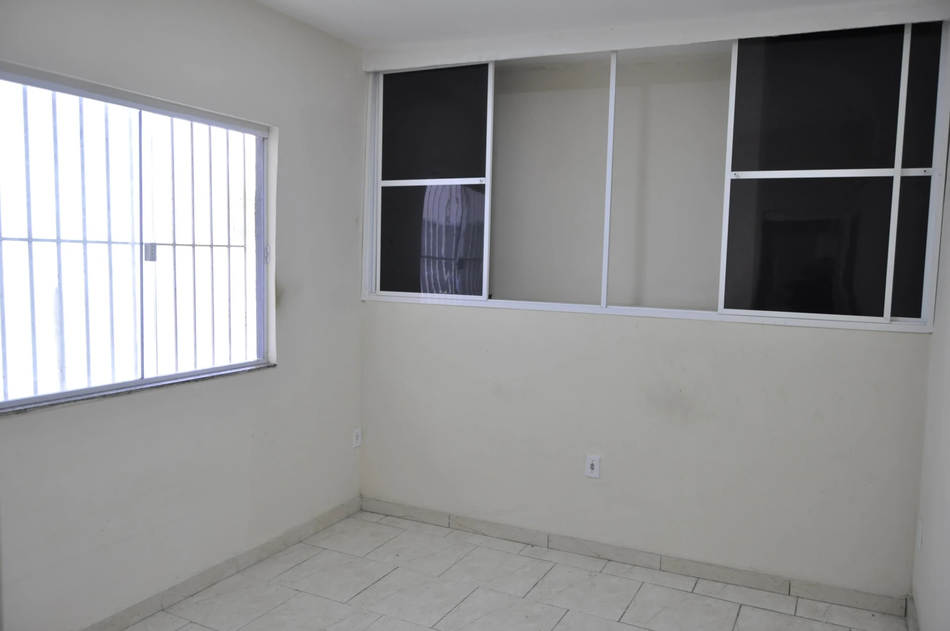 Apartamento sem mobília com varanda e 2 quartos — photo 3