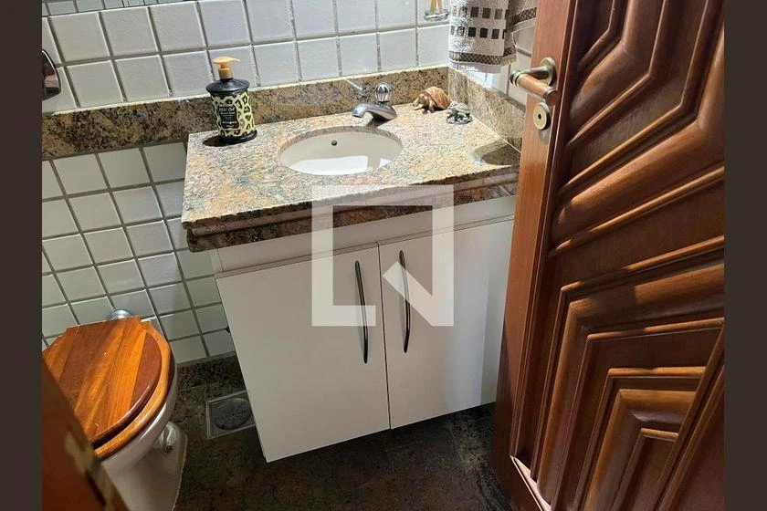 Apartamento para aluguel com 4 quartos e varanda com churrasqueira — photo 42