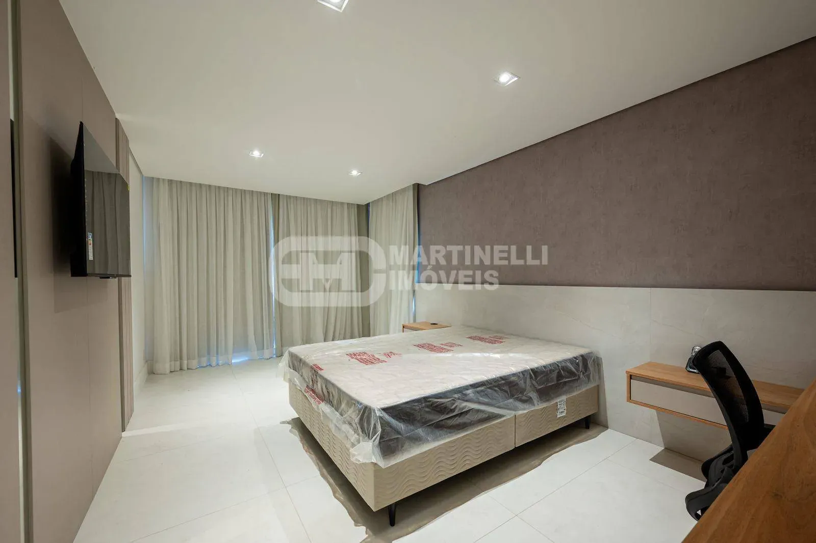 Furnished house with 5 bedrooms and 6 bathrooms — photo 22