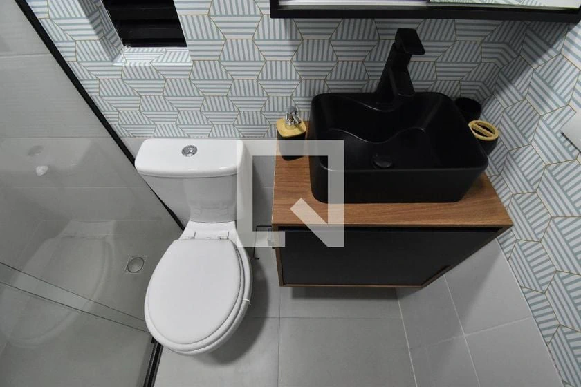 Furnished apartment, 36 m², with wood or laminate floors — photo 15