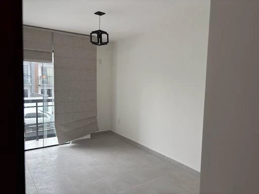 Балкон з грилем та 2 спальні: будинок 65 м² — photo 4