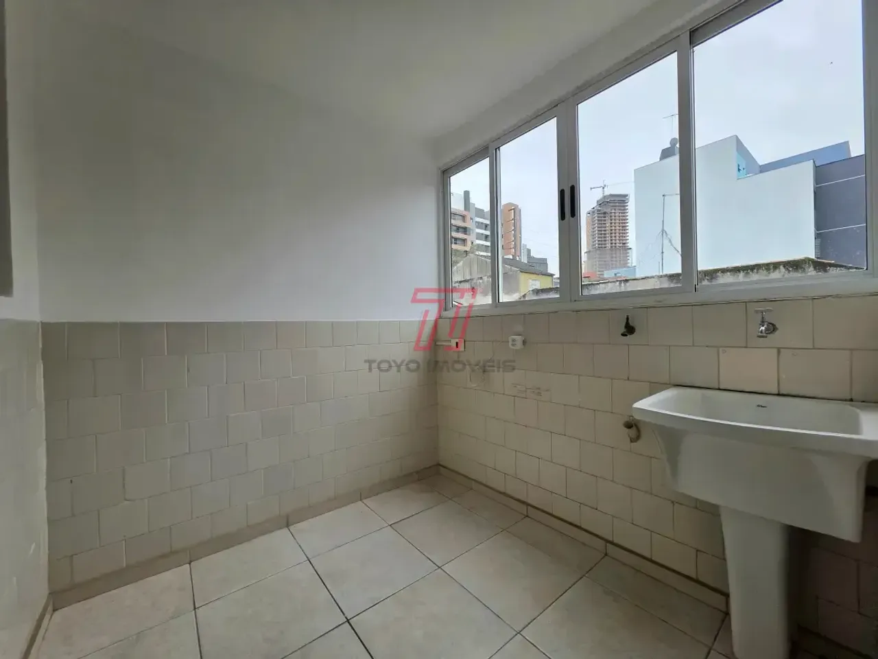 Apartamento de 3 dormitorios con 1 plaza en 1er piso — photo 19
