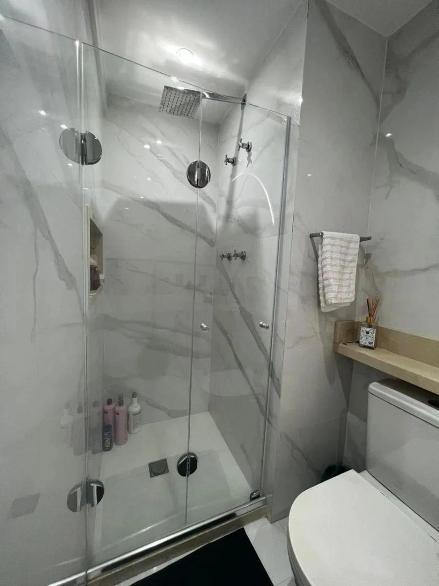 Furnished 189 m² apartment with 3 en-suite bedrooms and 2 parking — photo 19