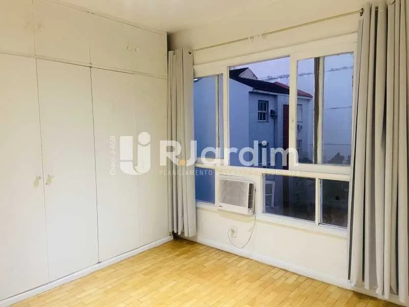 Apartamento com 3 quartos, 3 banheiros e varanda — photo 10