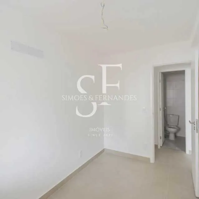 2-bedroom apartment with balcony and private BBQ