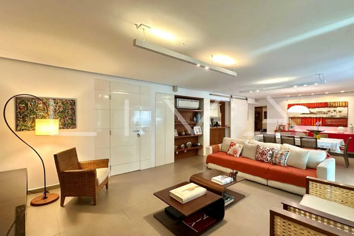 Furnished apartment with 4 bedrooms and 5 bathrooms — photo 20