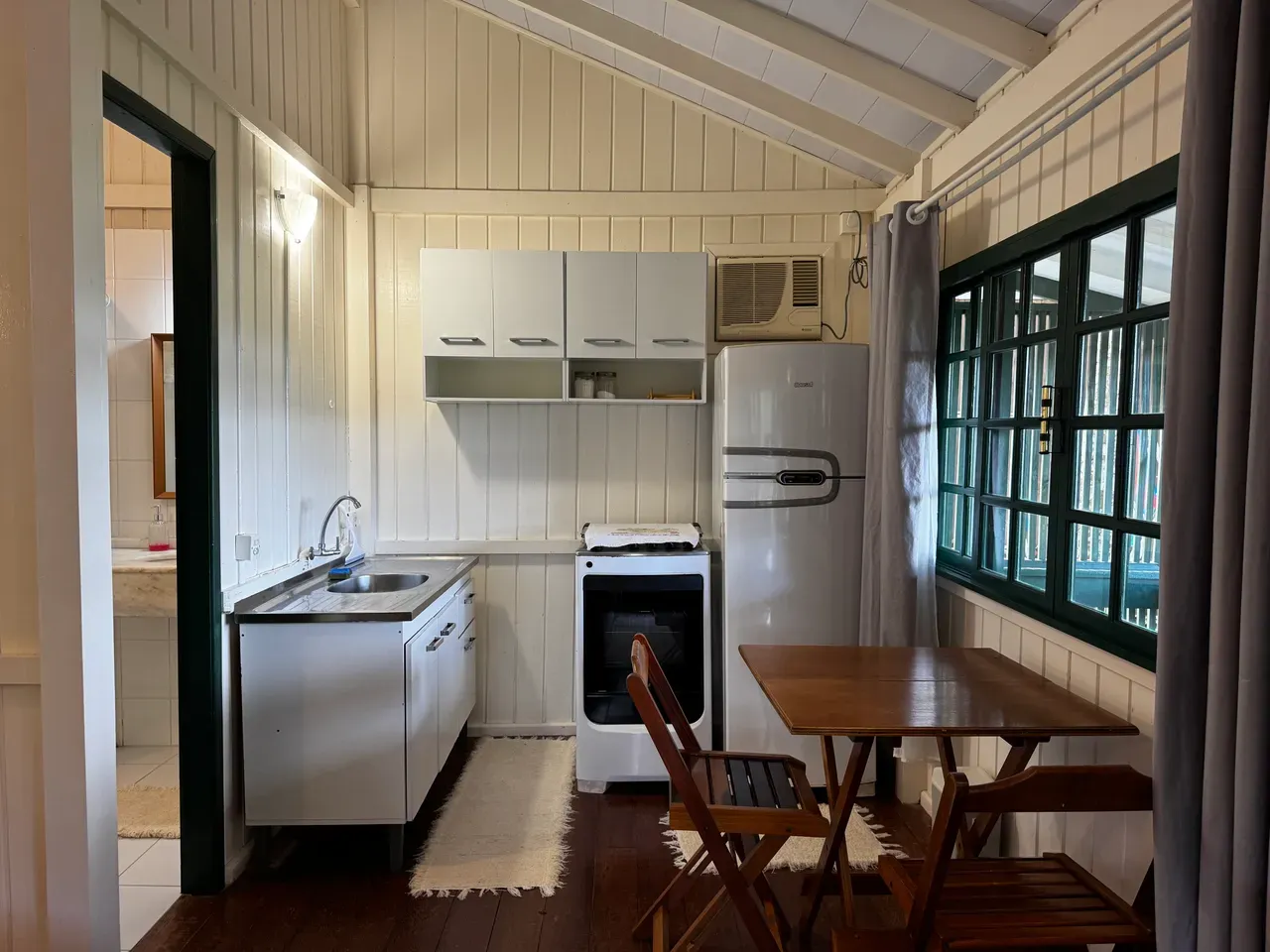 One-bedroom apartment with a home office in Florianópolis — photo 2