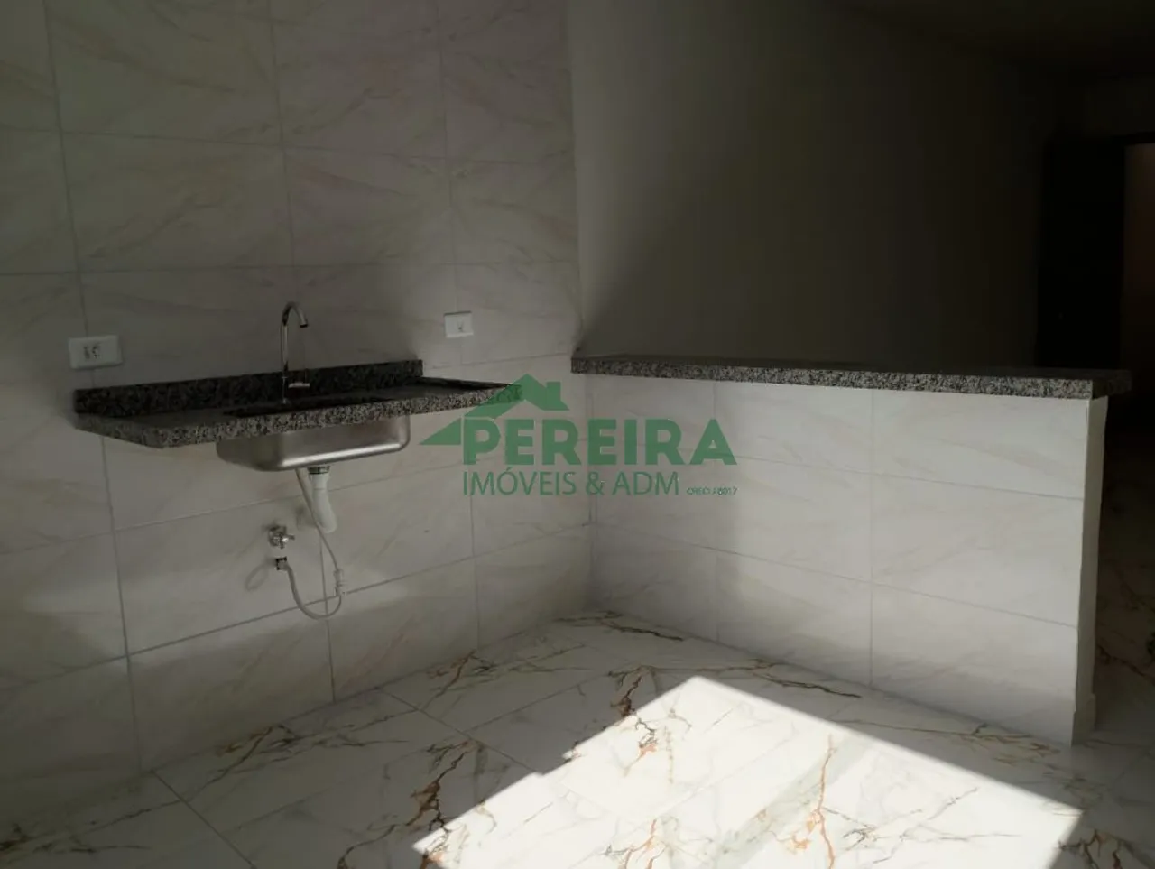 Unfurnished house with 2 bedrooms and 1 bathroom — photo 3