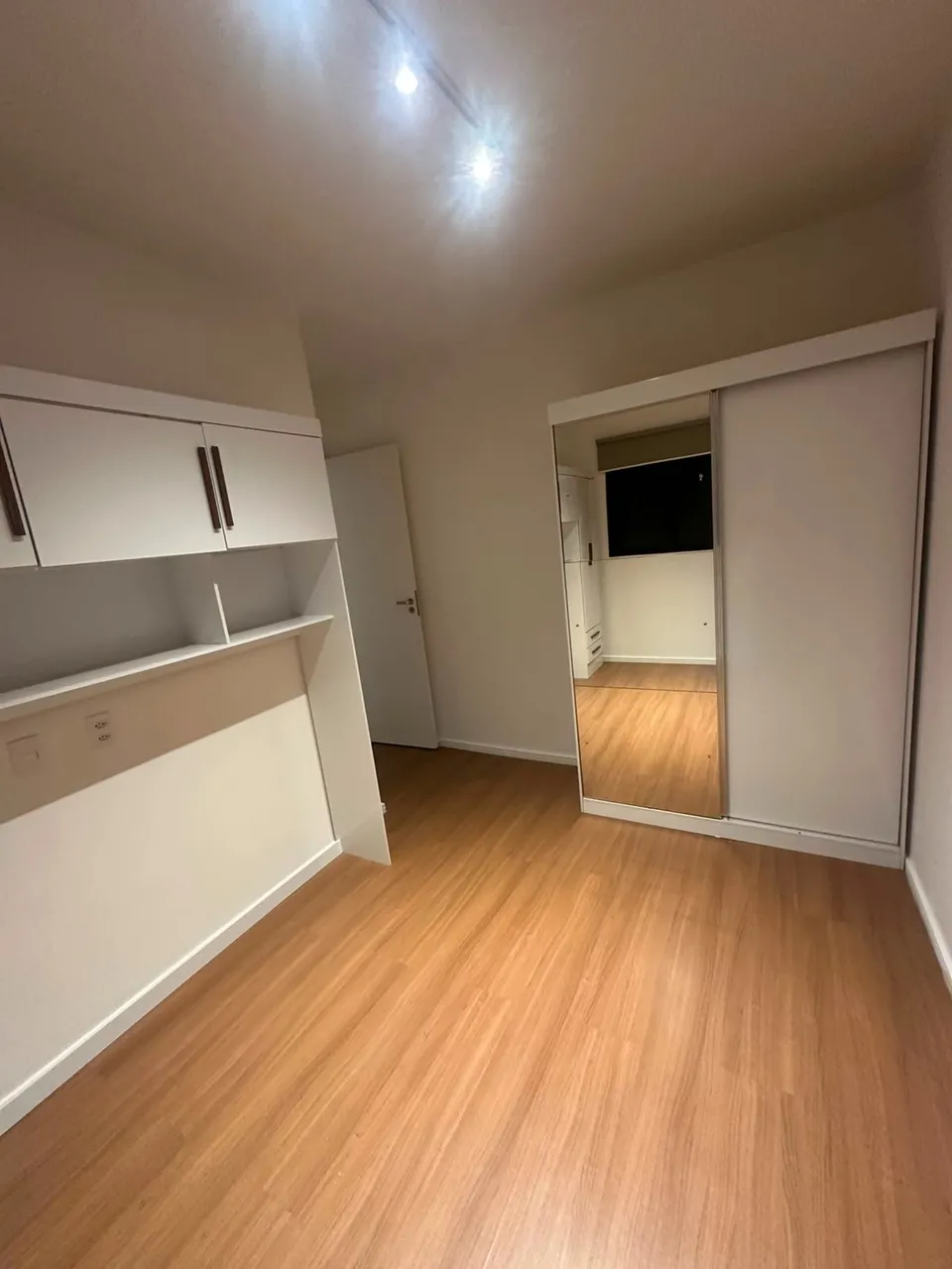 Apartment with 2 bedrooms and open-plan gas kitchen — photo 5