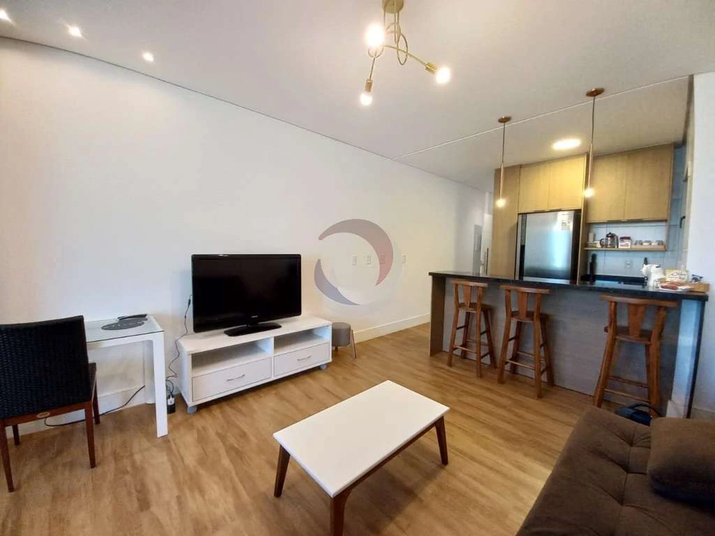Studio de 73 m² com sala mobiliada e cozinha integrada