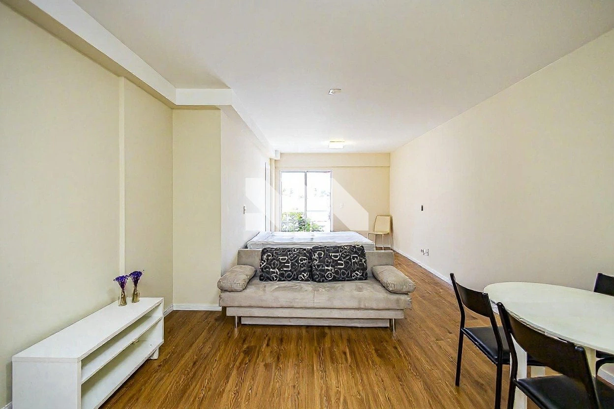 Furnished one-bedroom, 44 m² apartment in Curitiba — photo 15