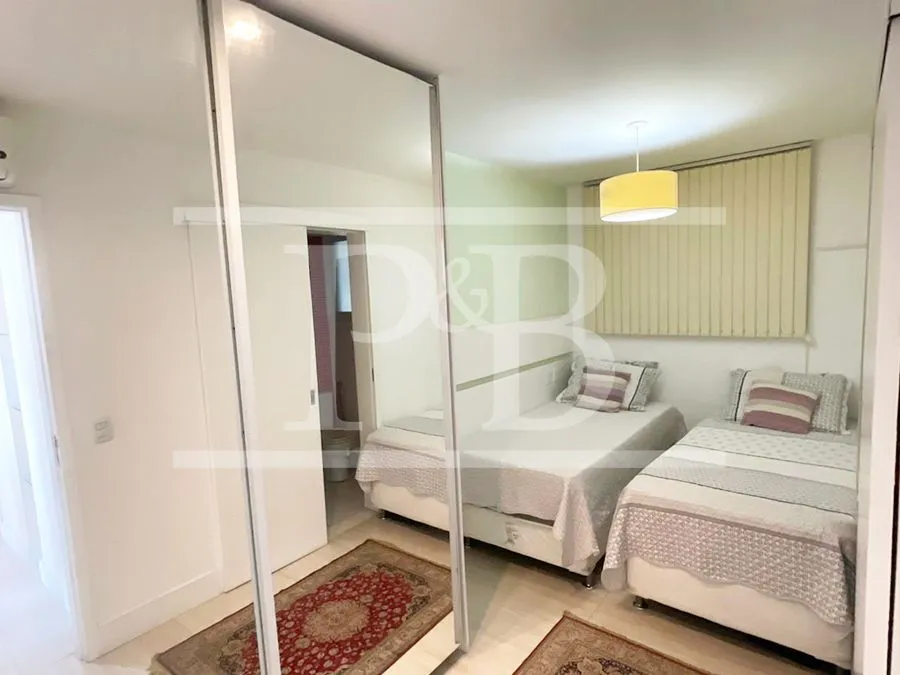 Furnished 3-bedroom apartment with 3 bathrooms — photo 4