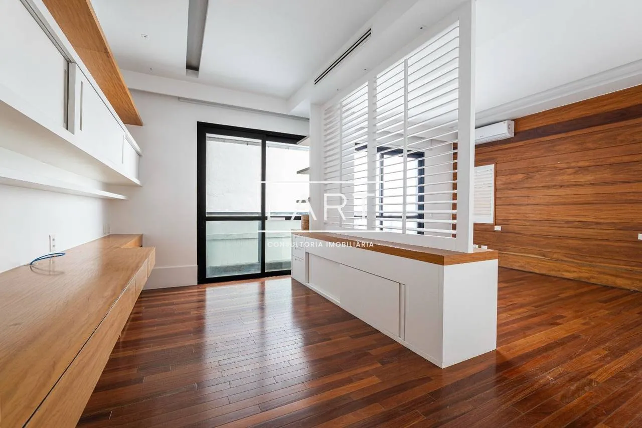Apartamento de 3 dormitórios com home office e 310 m² — photo 4