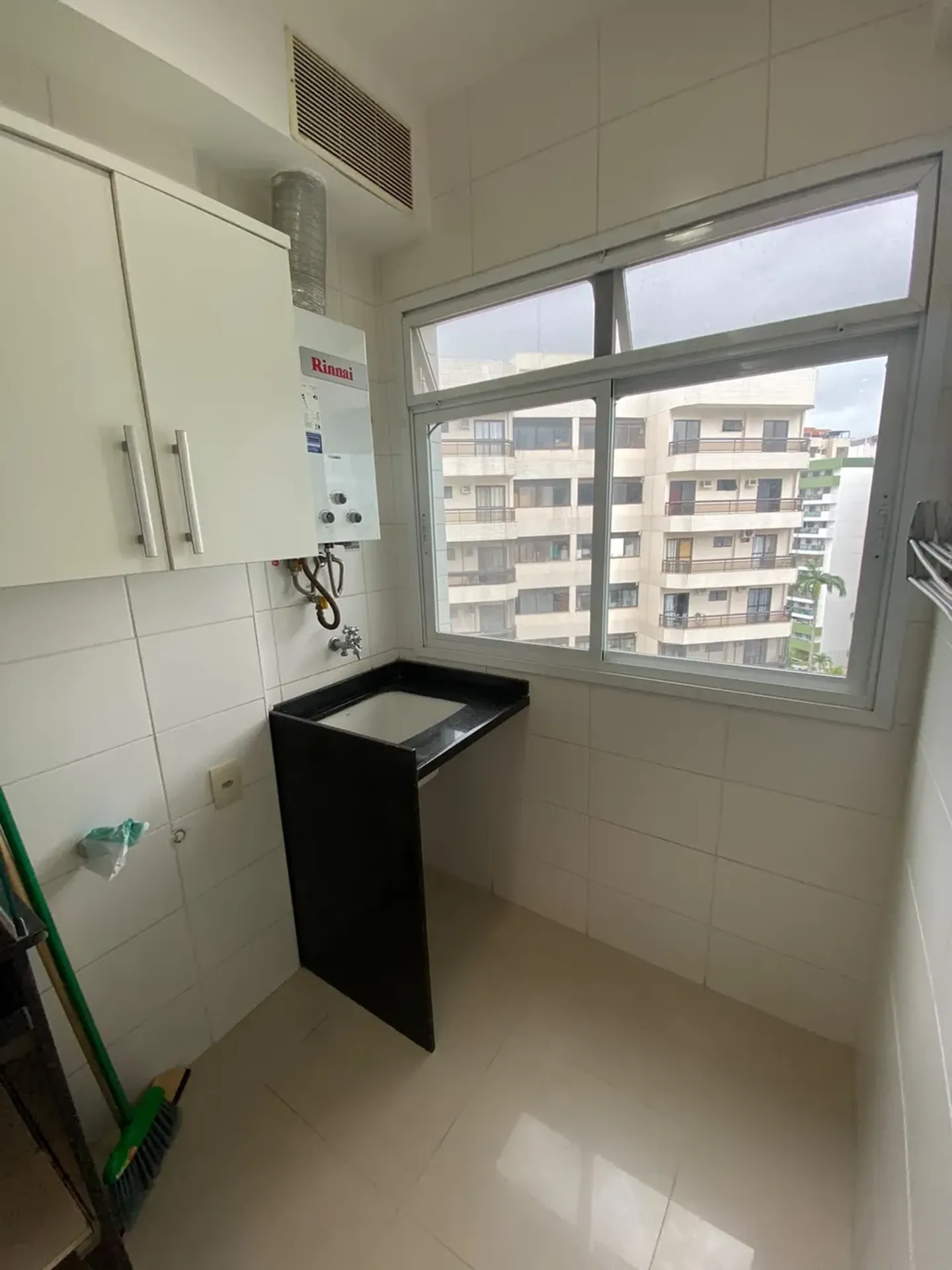 Apartment, 69 m², with a glass-enclosed balcony — photo 15