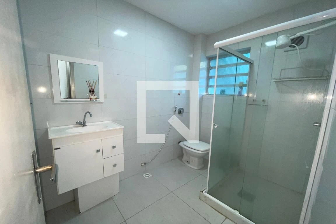 Casa para alugar com 4 quartos, varanda e quintal — photo 51
