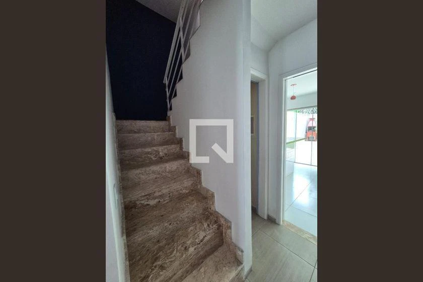 Casa de 300 m² con 5 dormitorios y cocina a gas — photo 15