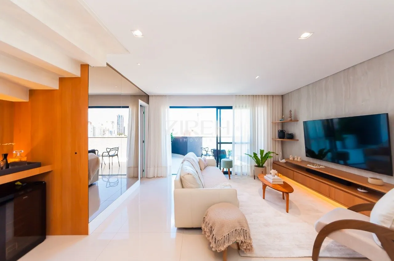 3-bedroom apartment in a building with a gym — photo 18