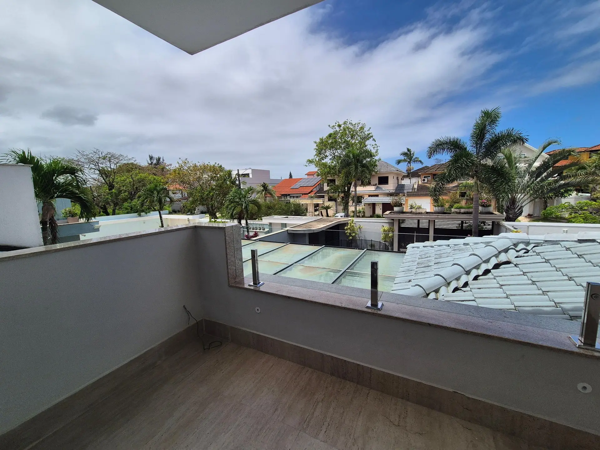 Casa de 373 m² com piscina privativa e lava-louças — photo 14