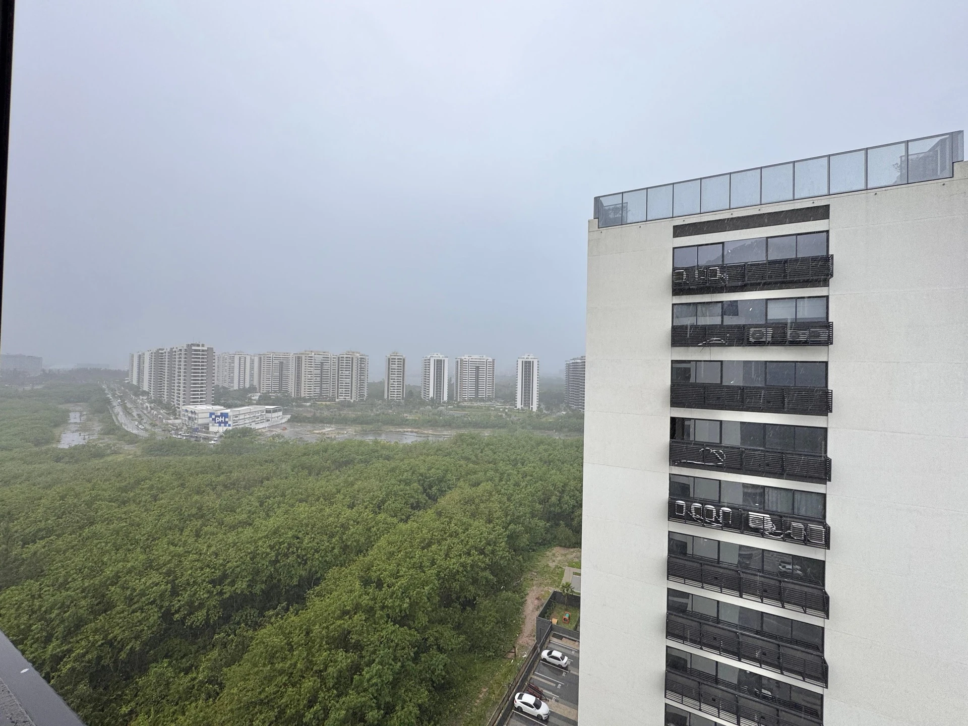Apartamento amueblado de 3 dormitorios con balcón — photo 71