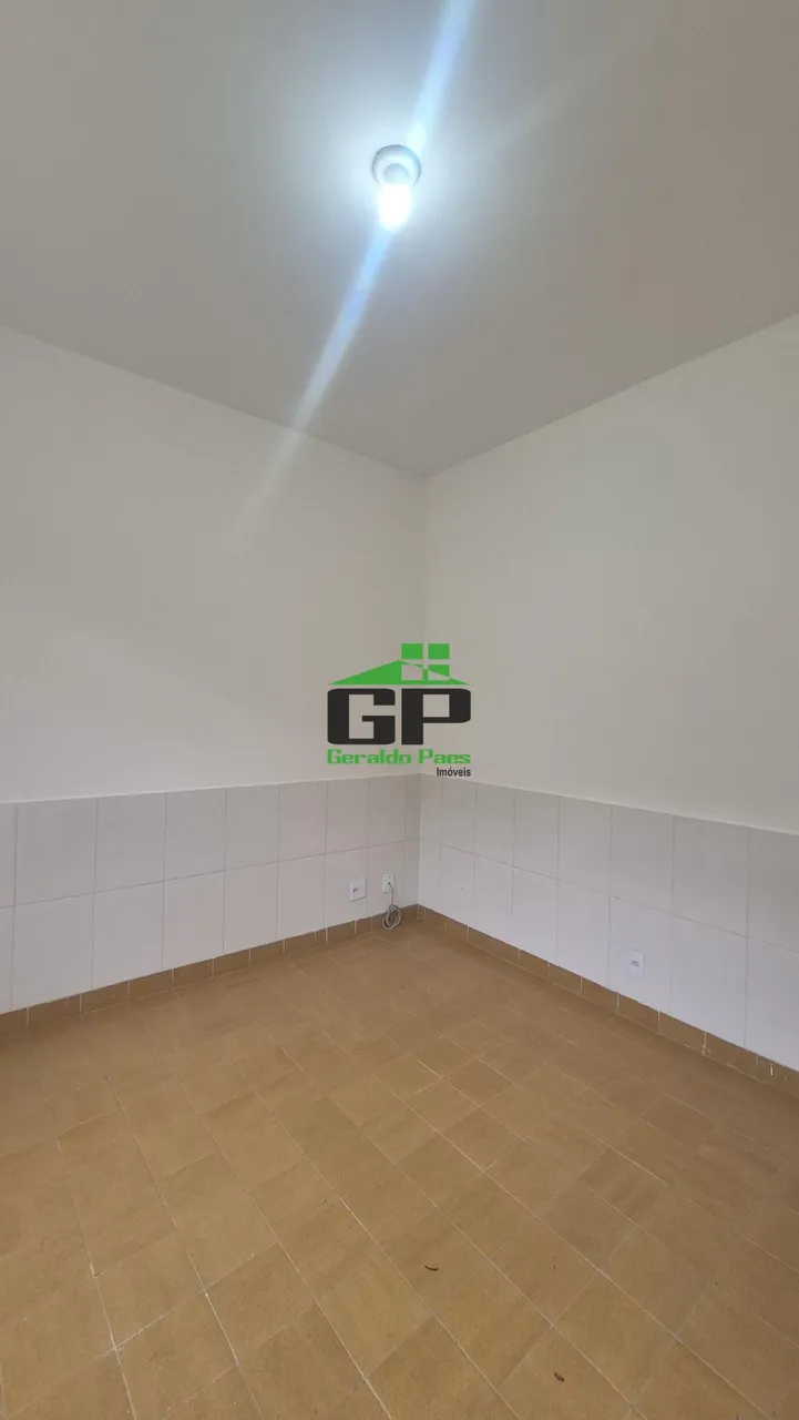 Unfurnished house with 1 bedroom and fitted cabinets — photo 6