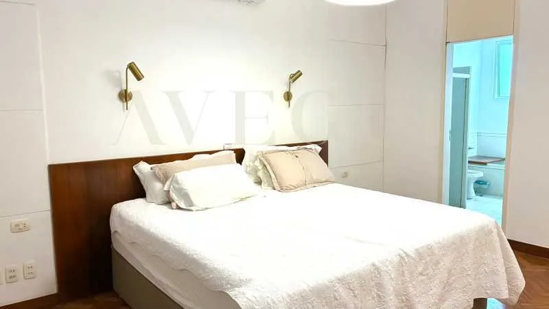 Гардеробна та 3 спальні: квартира 215 м² — photo 10