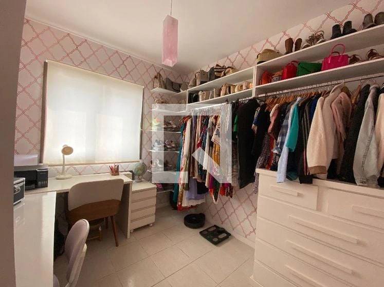 2-bedroom apartment with a walk-in closet in Rio de Janeiro — photo 24