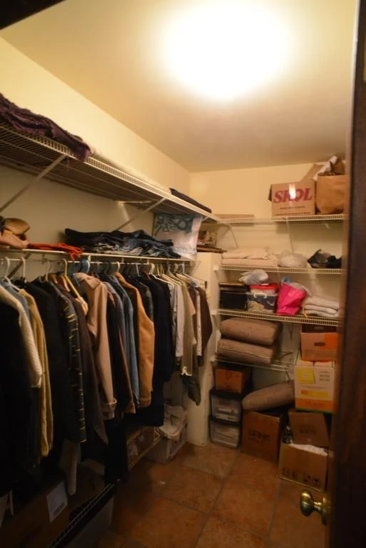 Casa mobiliada com 6 quartos e 5 suítes, com jardim — photo 33