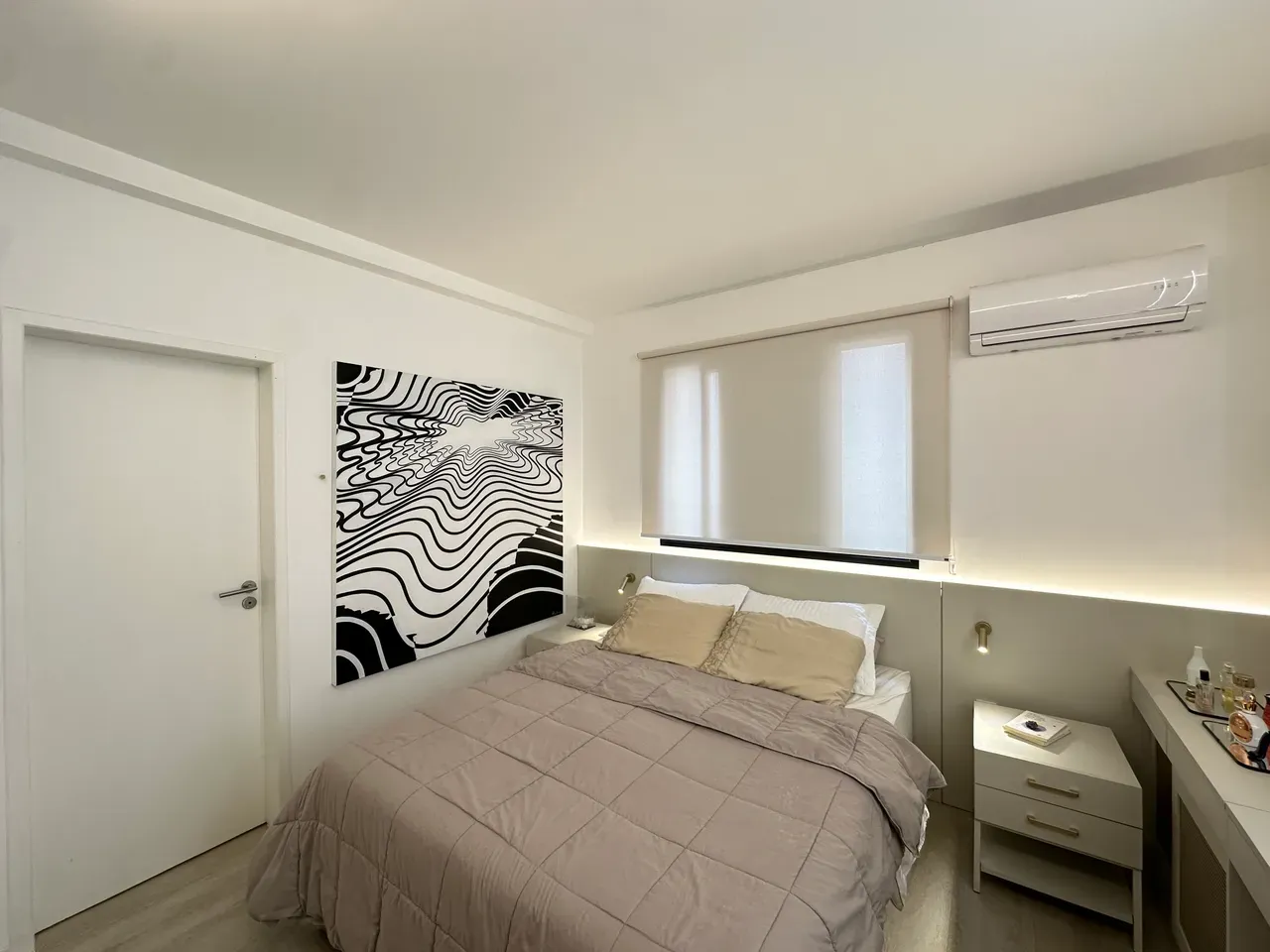 3-bedroom apartment with a fireplace in Florianópolis — photo 17