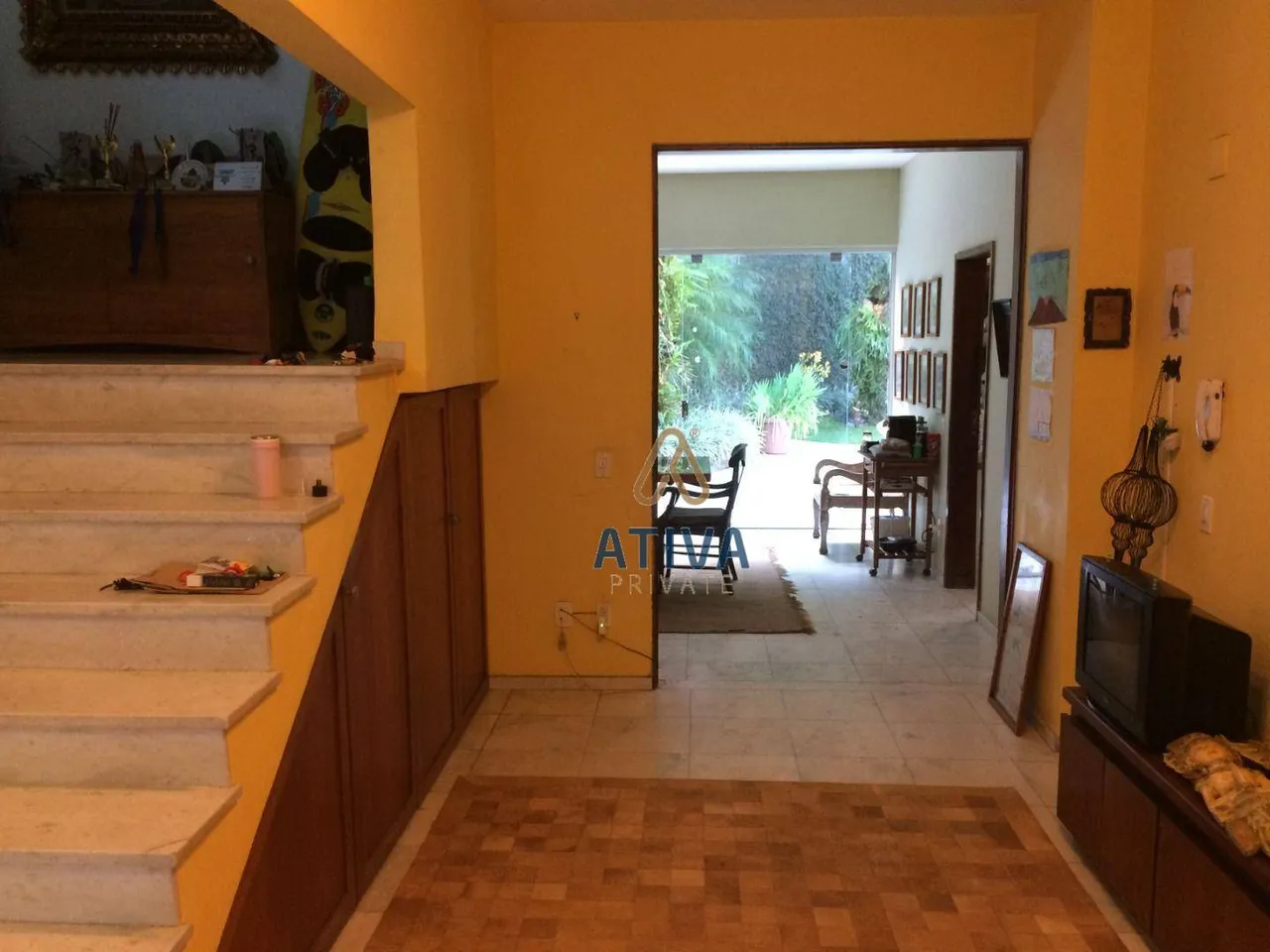 House with 4 bedrooms and 5 bathrooms plus a balcony grill — photo 16