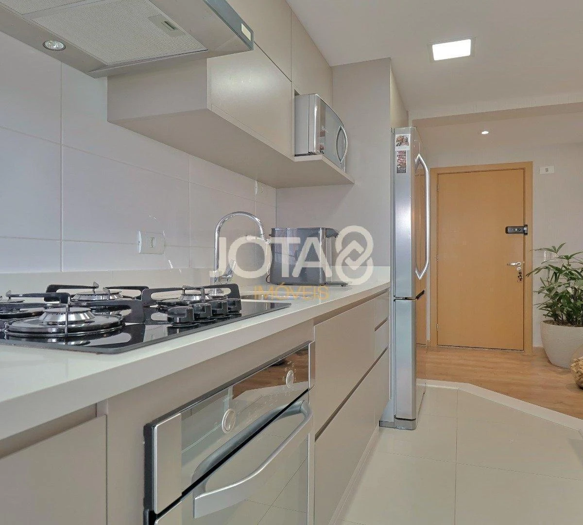 Furnished apartment, 80 m², with a washing machine — photo 22