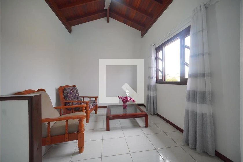 Home office in a 4-bedroom house, 150 m² — photo 19