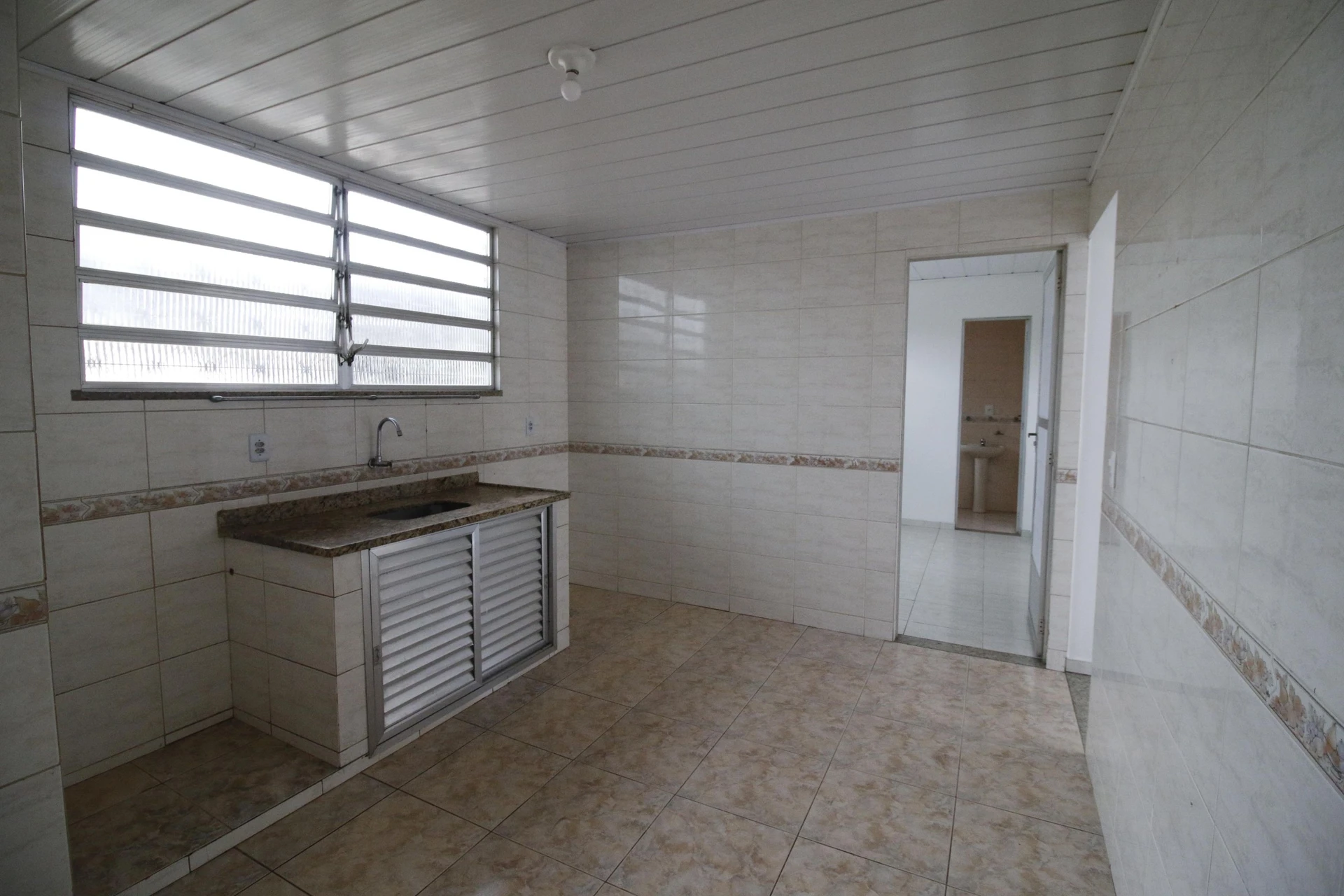 3-bedroom house, 1 with its own bathroom, 110 m² — photo 6