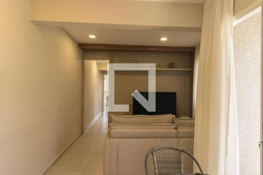 2-bedroom apartment with a walk-in closet in Curitiba — photo 17