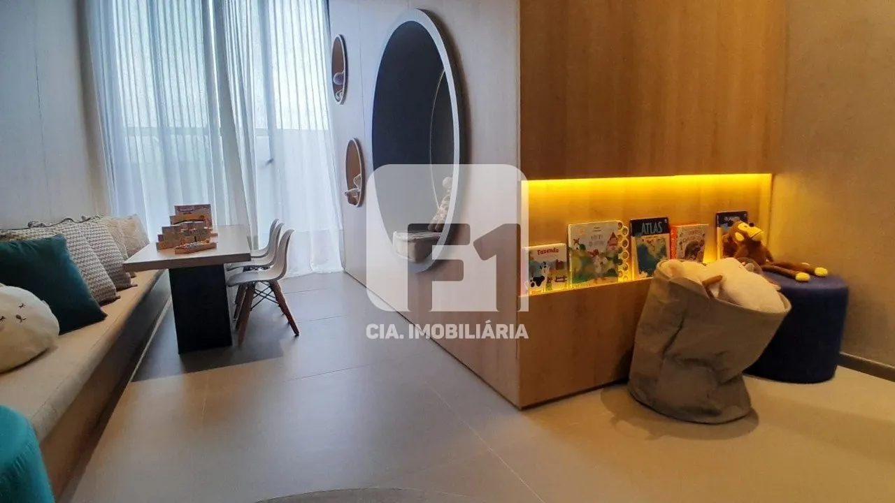 Furnished apartment with 2 en-suite bedrooms — photo 8