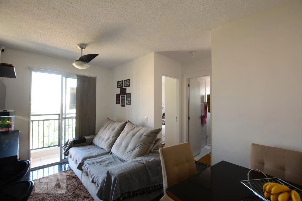Furnished 2-bedroom apartment with open-plan kitchen — photo 11