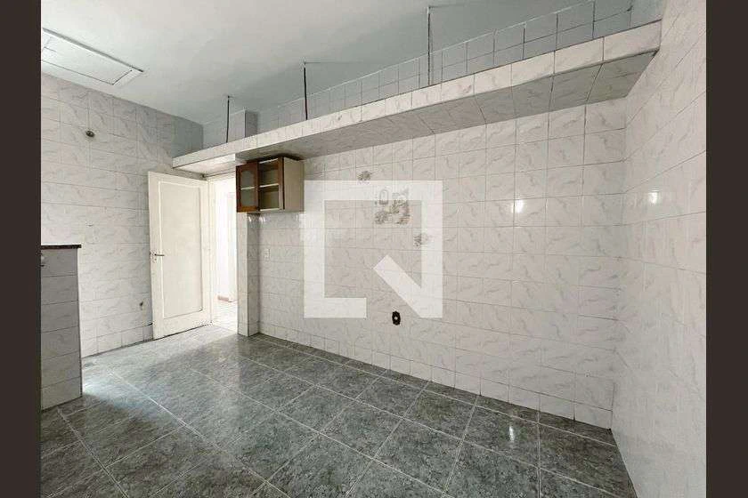 Rental house with balcony, 2 bedrooms and 120 m² — photo 7