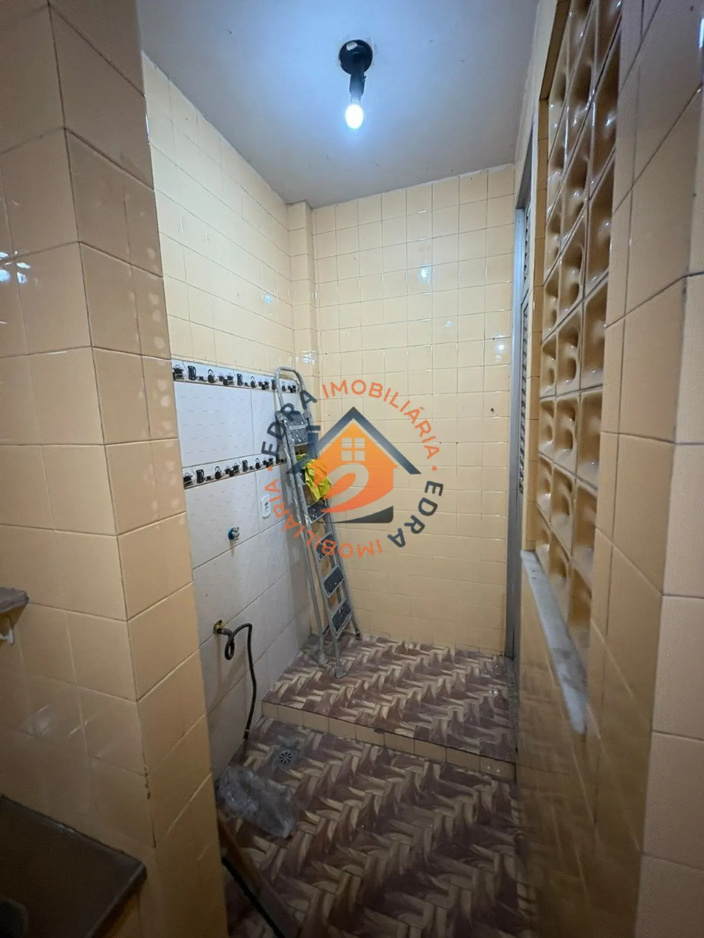 Apartamento com piso de madeira ou laminado, Bonsucesso — photo 9