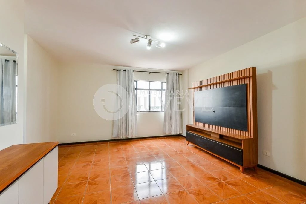 Apartamento de 2 quartos com cozinha fechada e 1 vaga — photo 2
