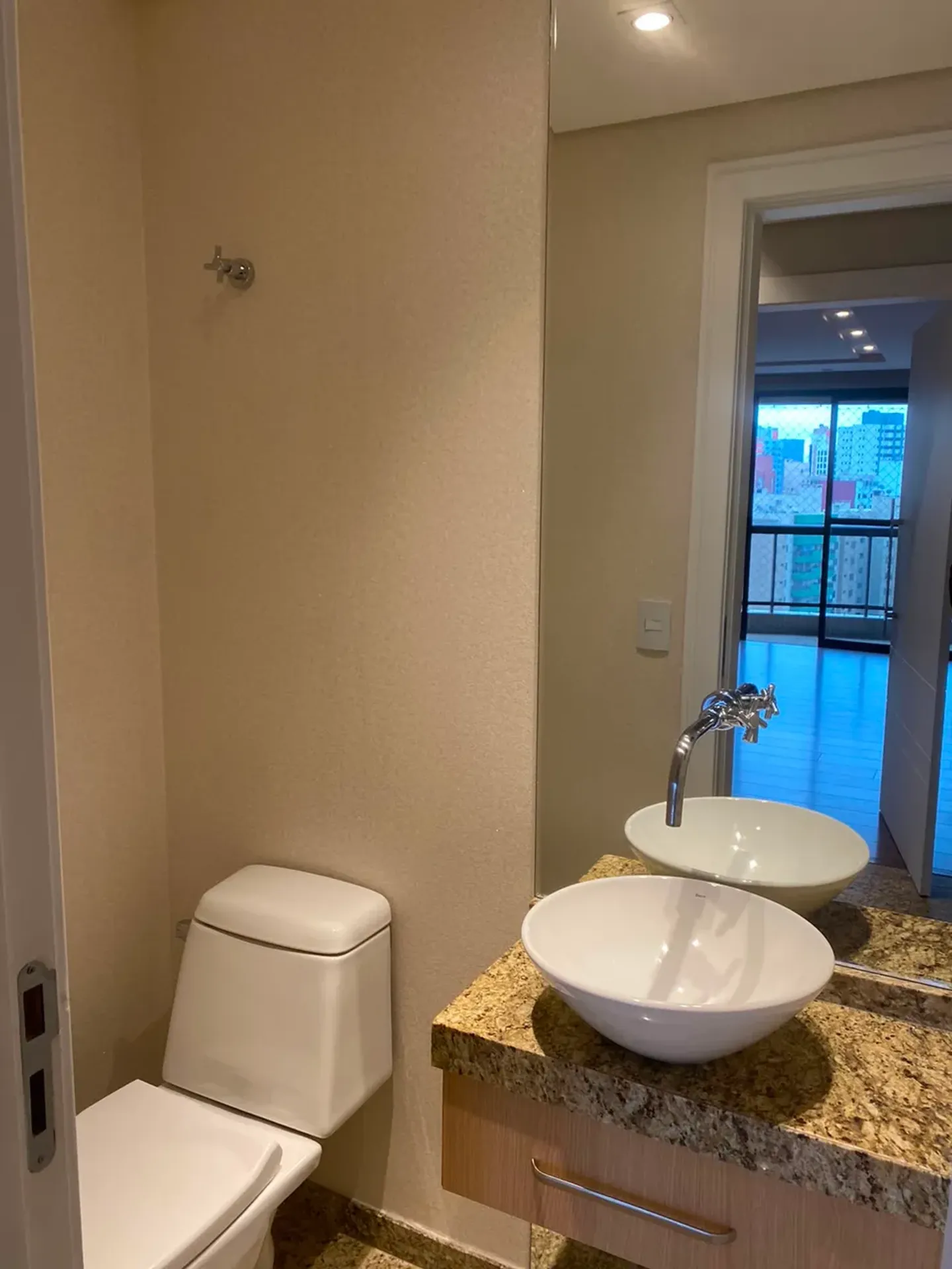 Apartamento para aluguel com 165 m², 3 quartos e 4 banheiros — photo 8
