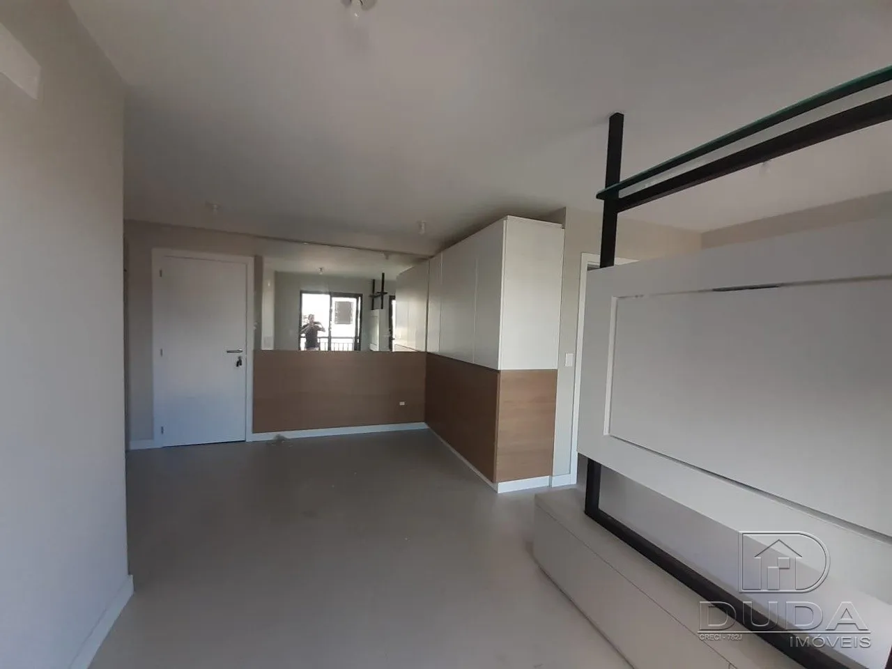 Apartamento de 1 quarto com sacada e cozinha integrada — photo 3