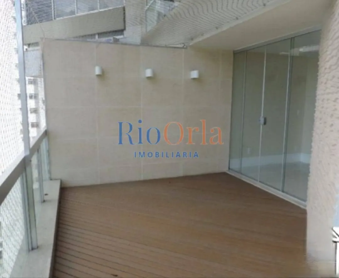 Unfurnished apartment with 4 bedrooms and 5 bathrooms — photo 4