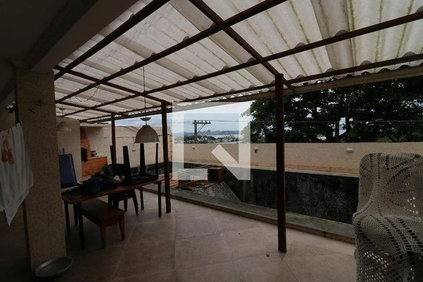 Furnished apartment, 90 m², with a grill on the balcony — photo 26