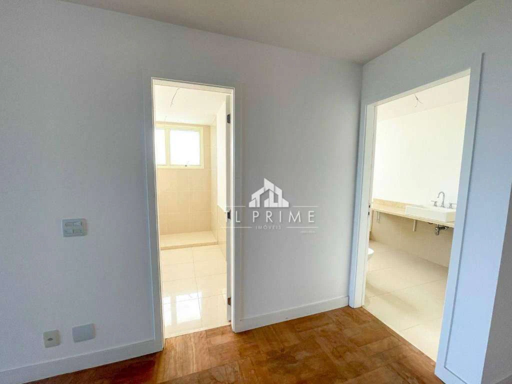 4-suite apartment with 555 m² and 5 parking spaces — photo 14