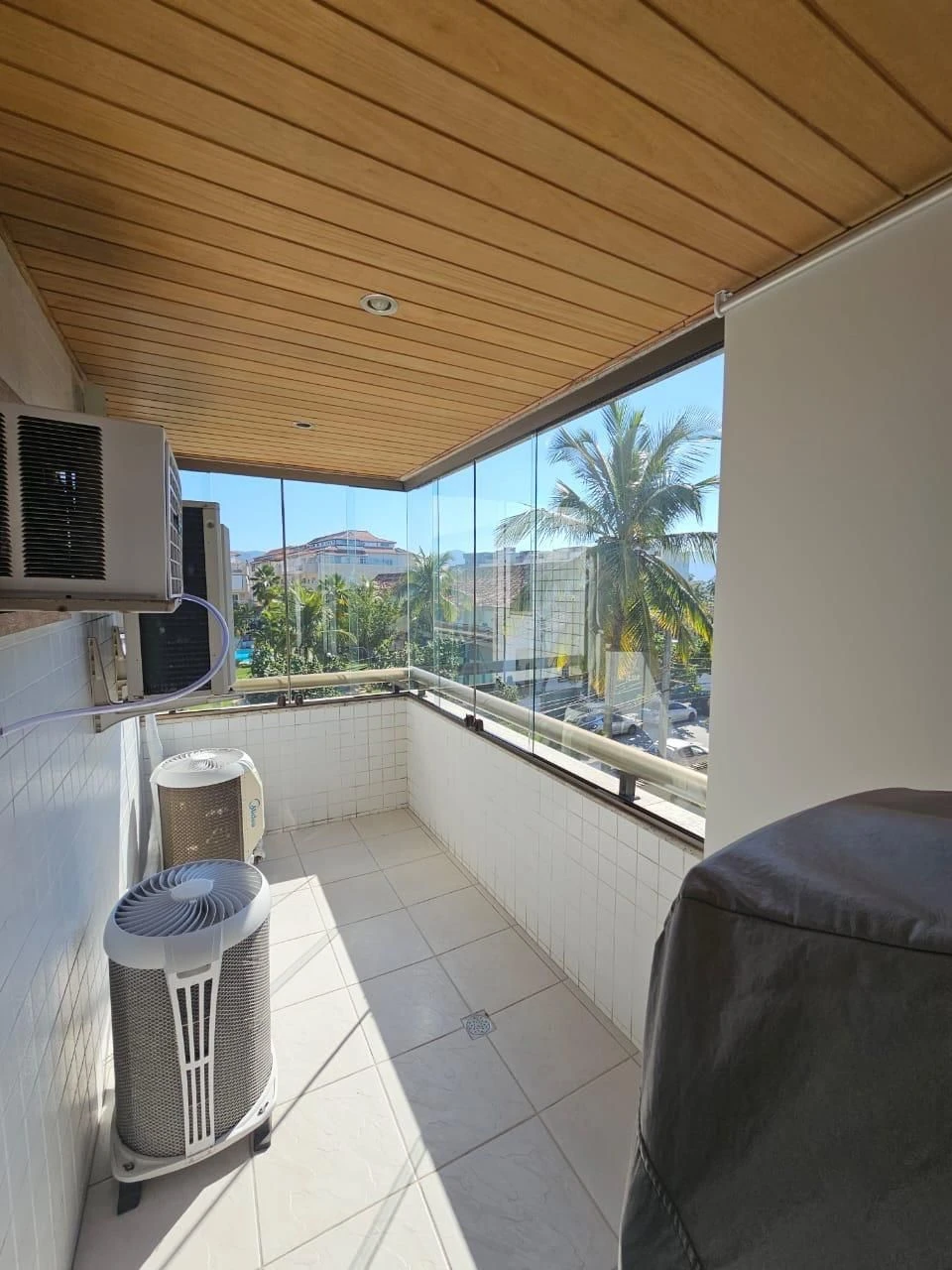 Private pool in a 2-bedroom apartment, 111 m² — photo 7