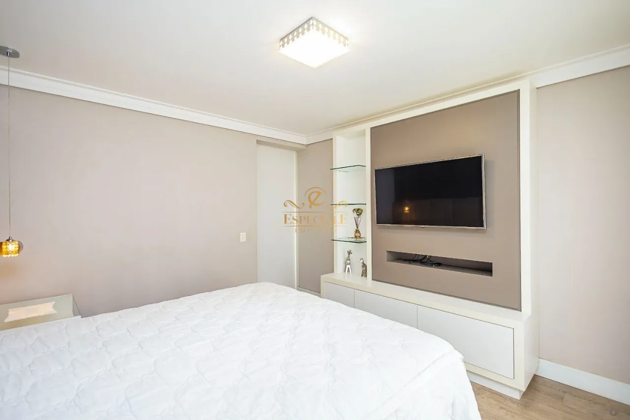 Furnished house with 4 en-suite bedrooms and private garden — photo 63