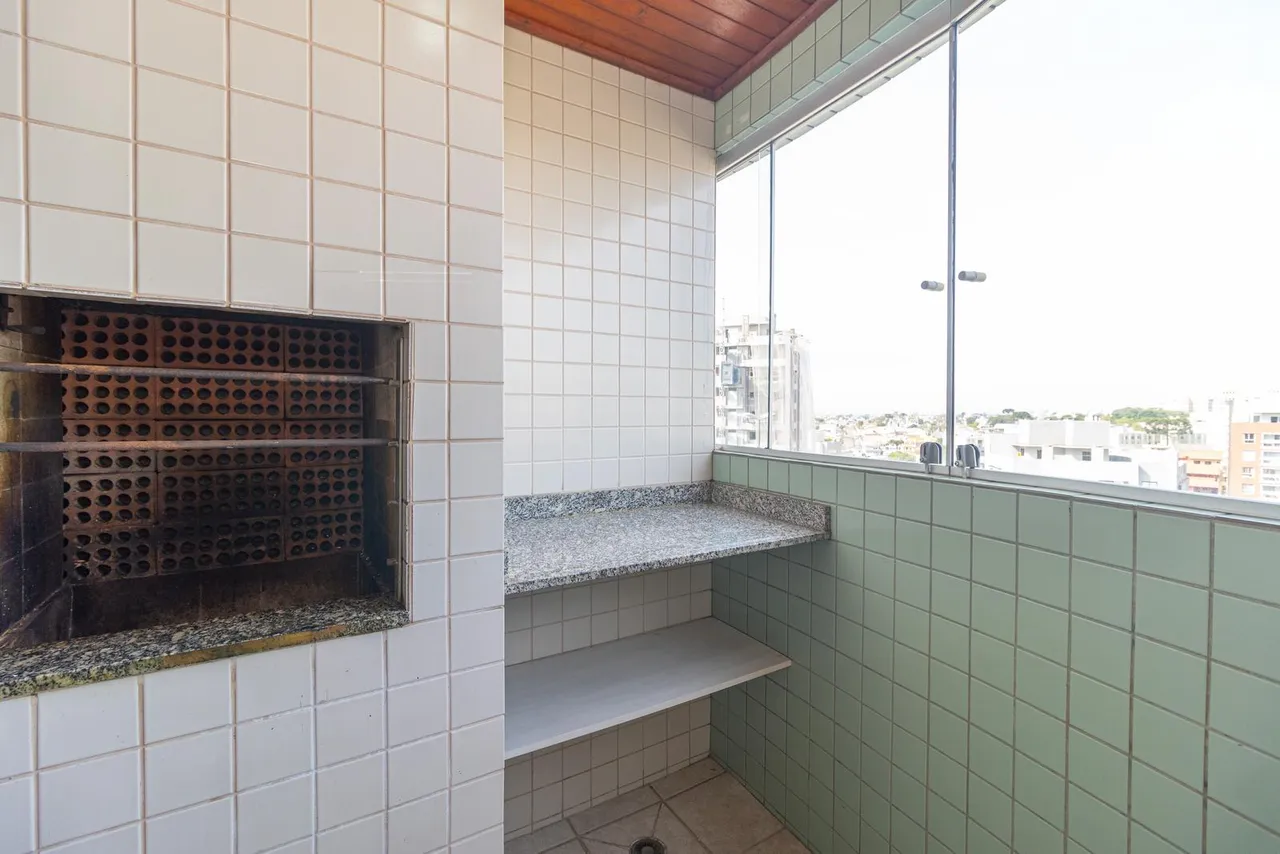 3-bedroom apartment with 2 bathrooms and balcony grill — photo 12