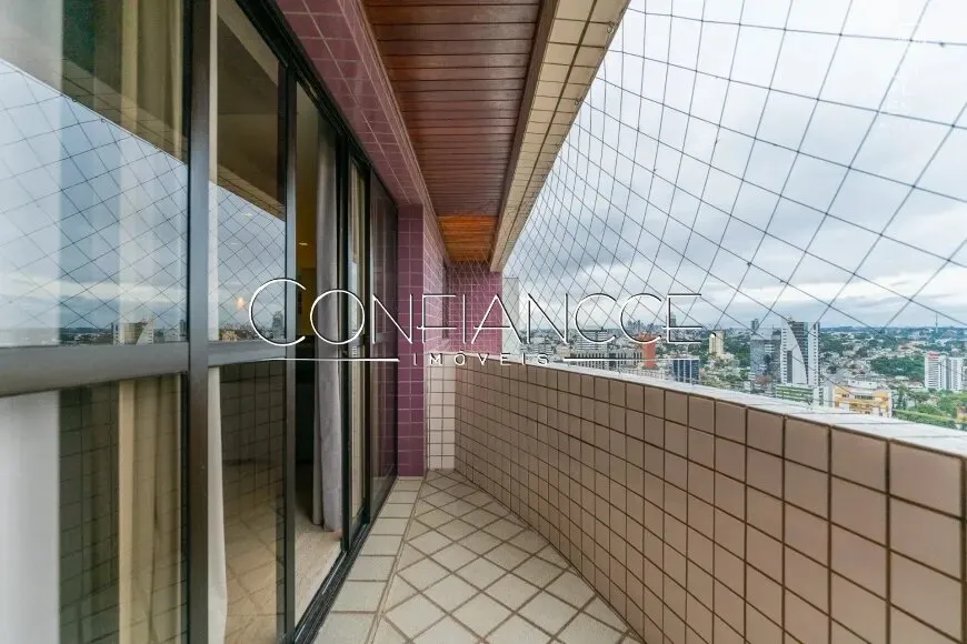 Penthouse with 4 en-suite bedrooms and private BBQ garden — photo 10
